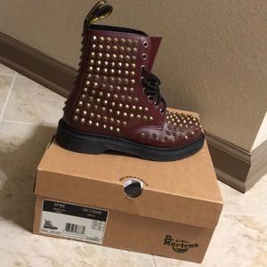 Dr. Martens Spike All Stud 8-Eye Boot